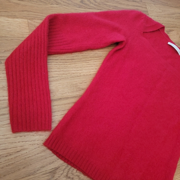 100% Cashmere Boat Neck Pull Over Sweater - Picture 4 of 11